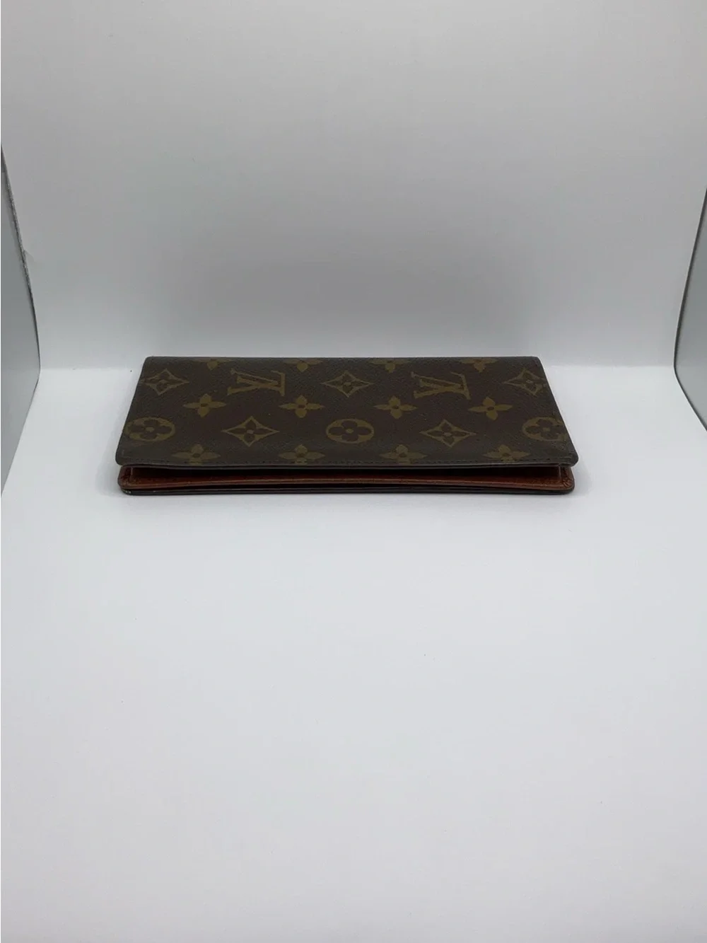 Louis Vuitton Monogram bifold Wallet.